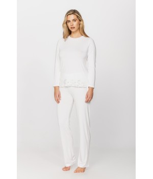 Pijama micromodal blanco y violeta de corte amplio